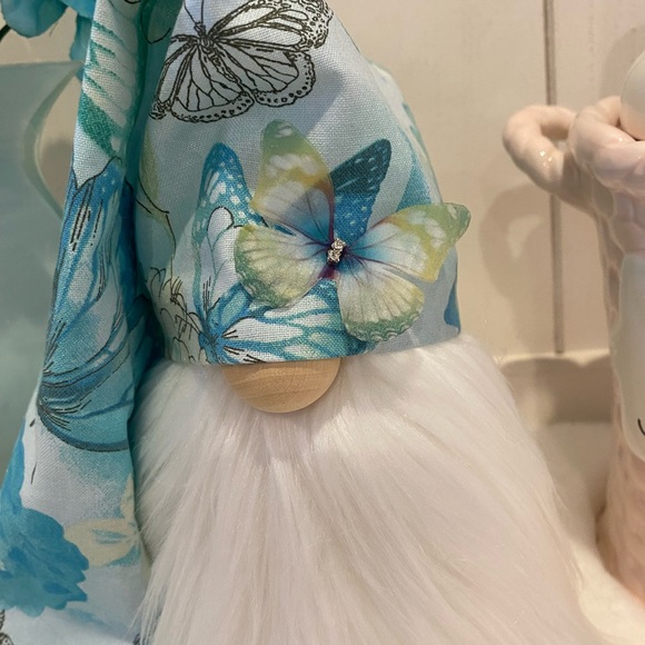 🦋Butterfly Gnome, Spring Gnome, Easter Gnome, Tier Tray Decor, Handmade Gnome - Picture 3 of 5
